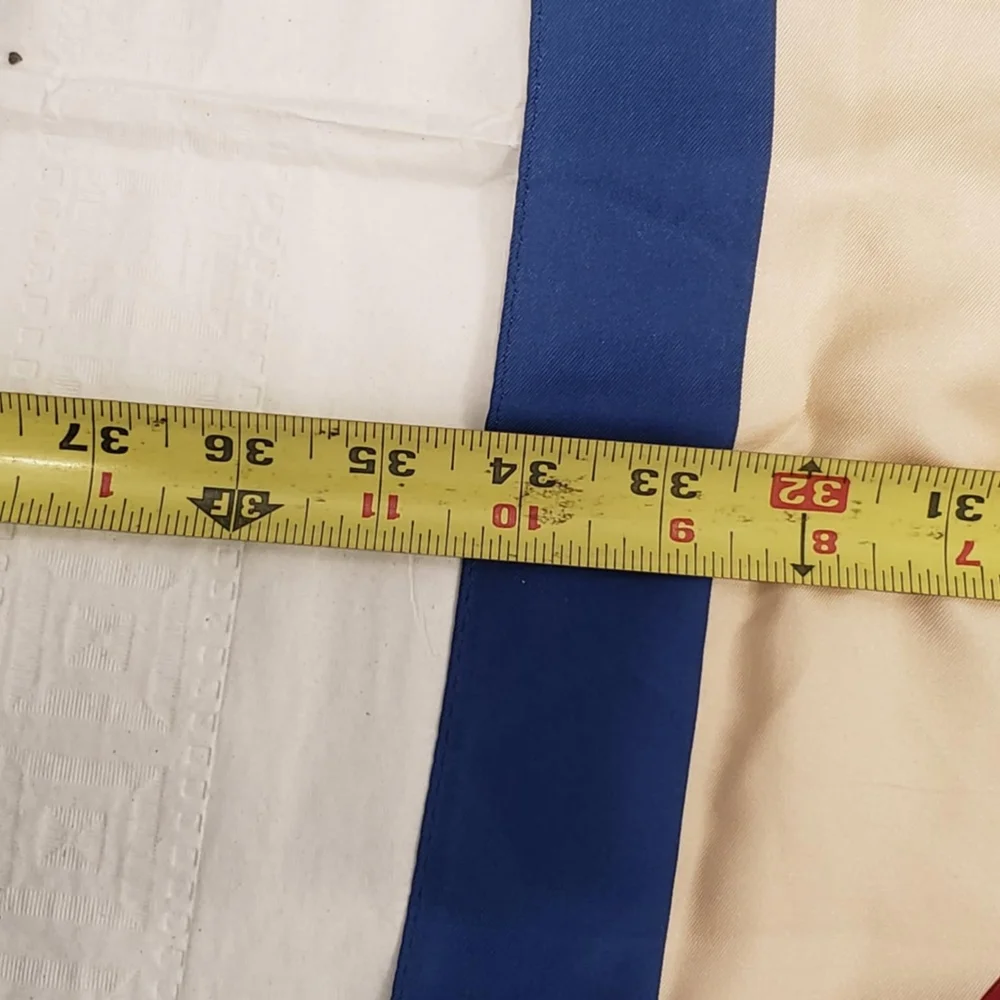 Hanae Mori‎ 100 % Silk Scarf Made In Japen